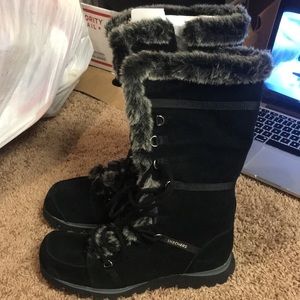 Women’s sketched boots